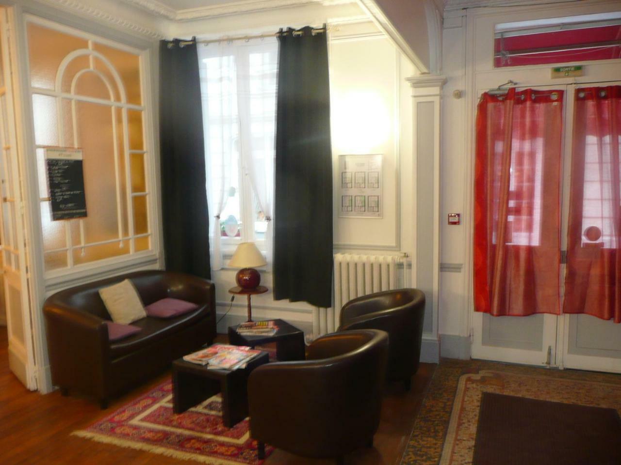 Hotel Riviera Vichy Exterior photo
