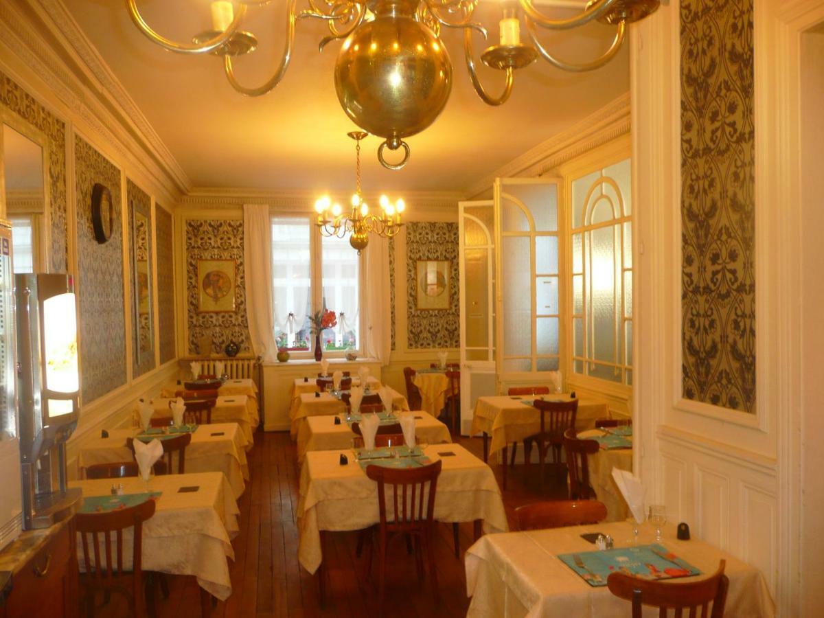 Hotel Riviera Vichy Exterior photo